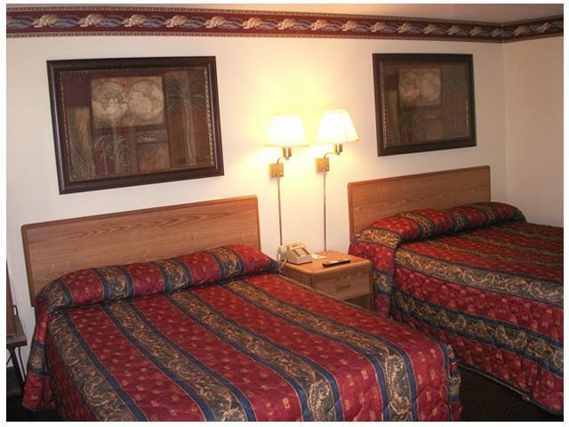 Scottish Inns Потсдам Номер фото